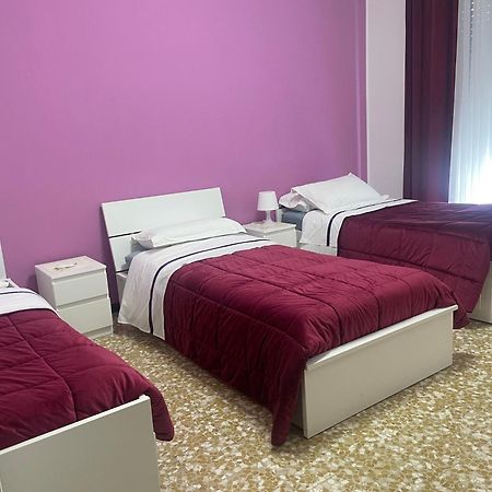Aeroporto Room Azzano San Paolo エクステリア 写真