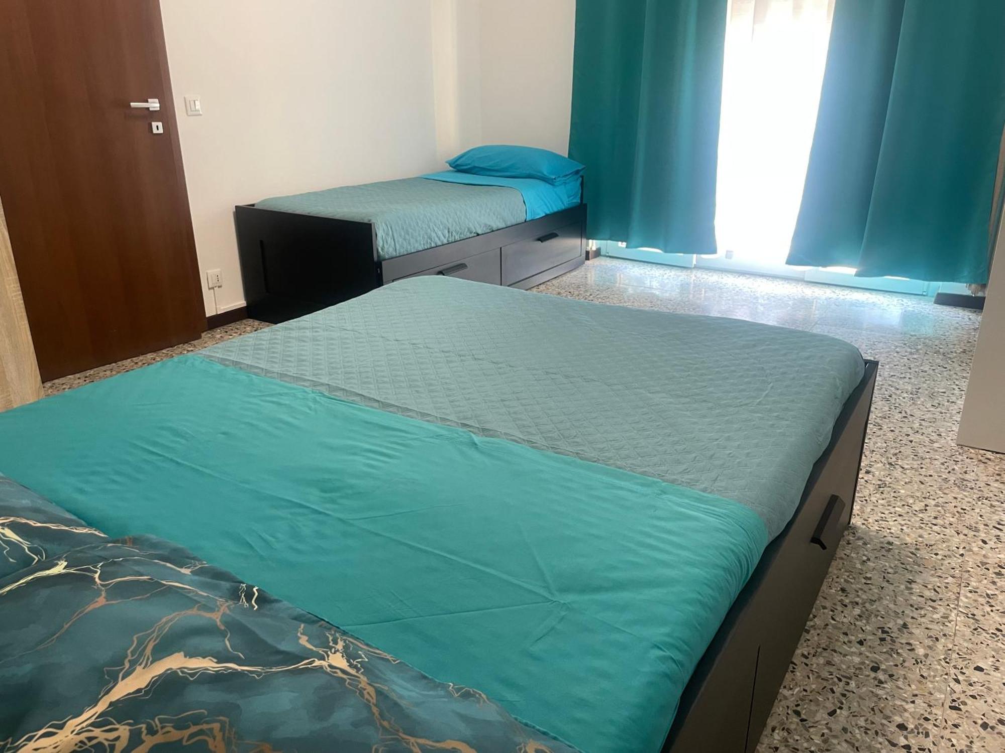 Aeroporto Room Azzano San Paolo エクステリア 写真
